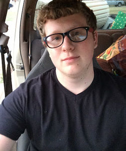 Meet your Posher, Casey